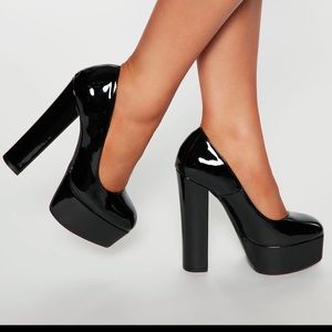 Make you mine black platform patent pumps Fashion Nova